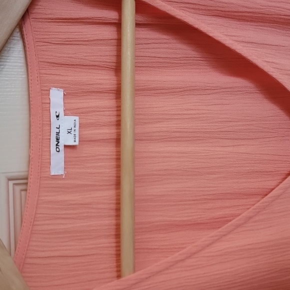 Coral O'Neil Blouse - Picture 2 of 5